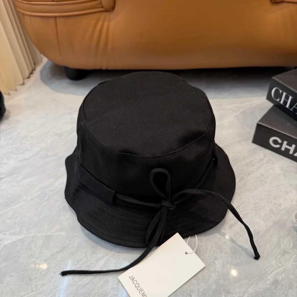 Jacquemus - Picture 6 of 7